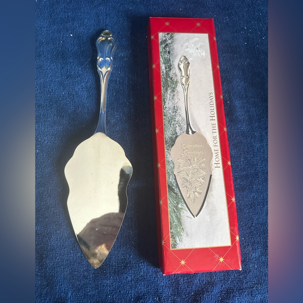 Vintage Silver Plated Pie Server Christmas Greetings Home for the Holidays NEW - Picture 3 of 7